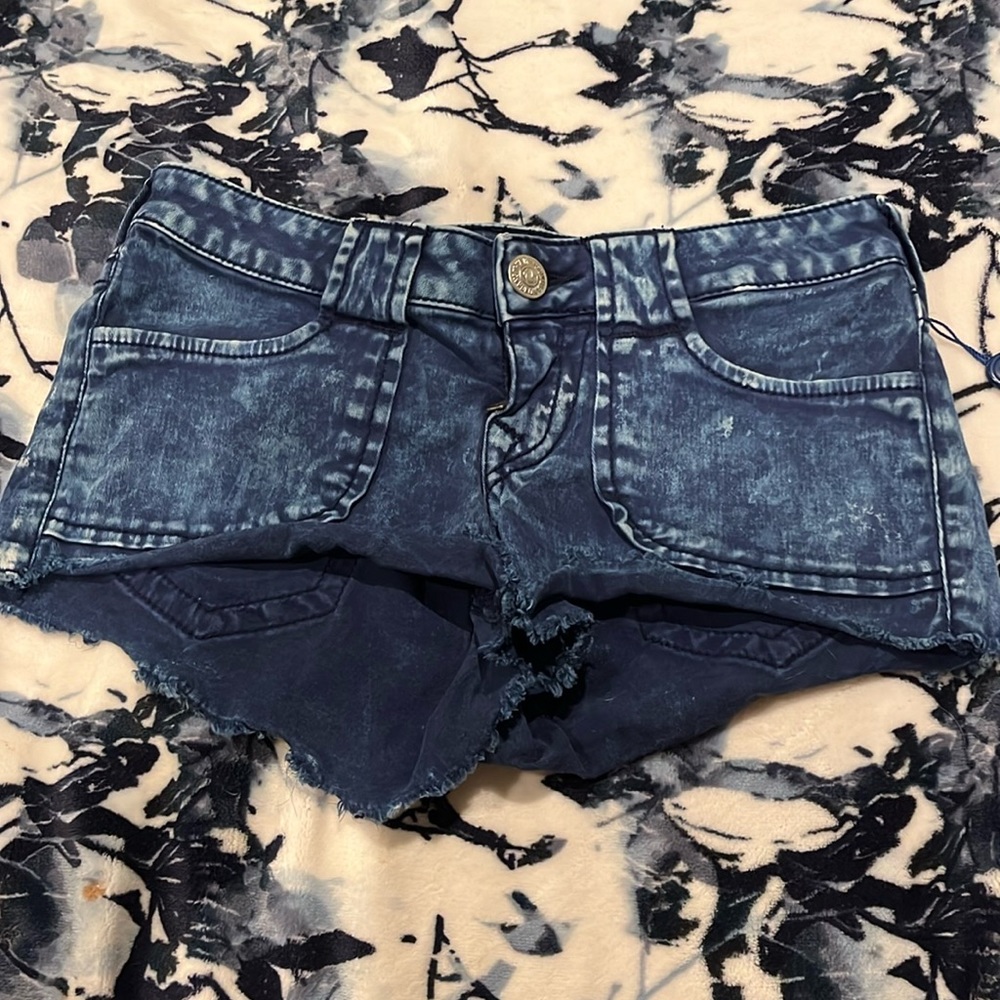 Size 25, brand new, true religion shorts